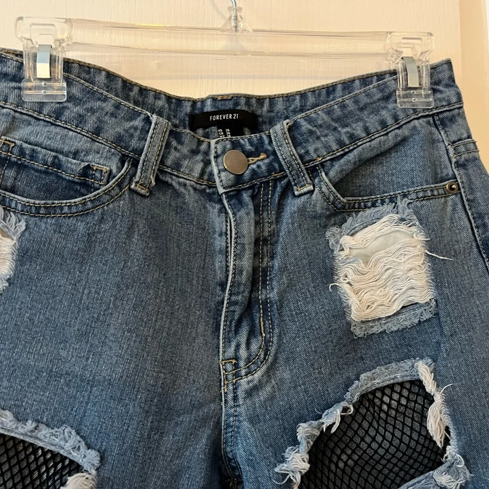 Forever 21 Distressing/Frayed Jeans Cut Out Fishnet Patches Straight Leg Size - Picture 4 of 9